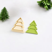 Christmas Bookshelf Pattern