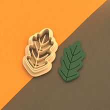 Autumn Leaf 02