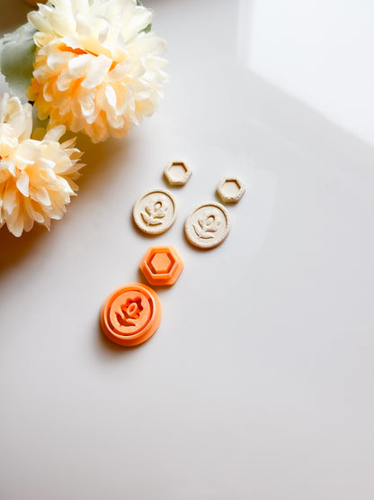 2 Piece Flower Earrings v4