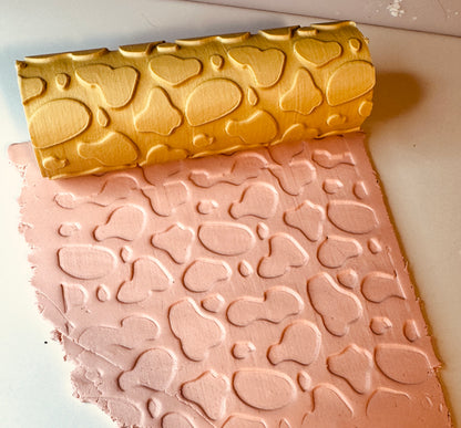 Cow pattern texture roll