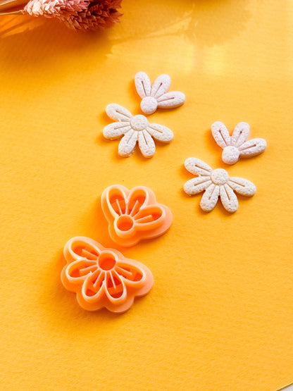 2 Piece Flower Earrings