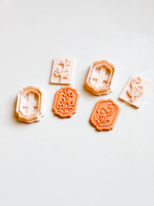 Stamp Flower Earring Pattern 05