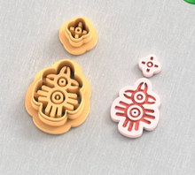 Ethnic / Ceramic Earring Pattern 10