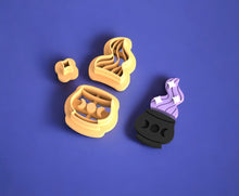Witch cauldron earring pattern