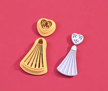 Ethnic / Ceramic Earring Pattern 33