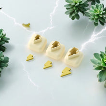 Lightning Micro Mold