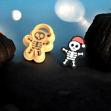 Christmas Themed Skeleton Earring Pattern