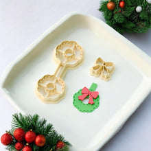 Christmas Wreath Keychain / Earring Pattern