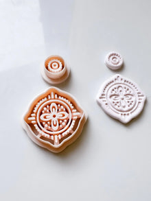 Ethnic / Ceramic Earring Pattern 08