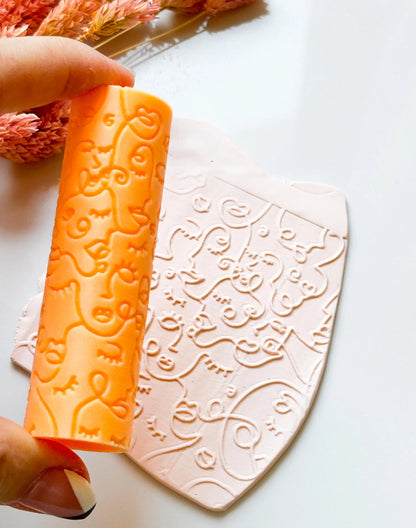 Face Patterned Roll