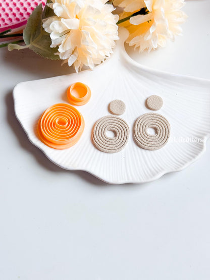 Ripple Circle Polymer Clay Cutter: Imprint Earring Design