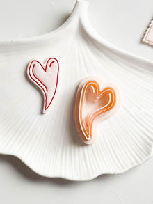 Sketchy Heart Cutter Wavy Hand-Drawn Polymer Clay Cutter with Imprint Lines