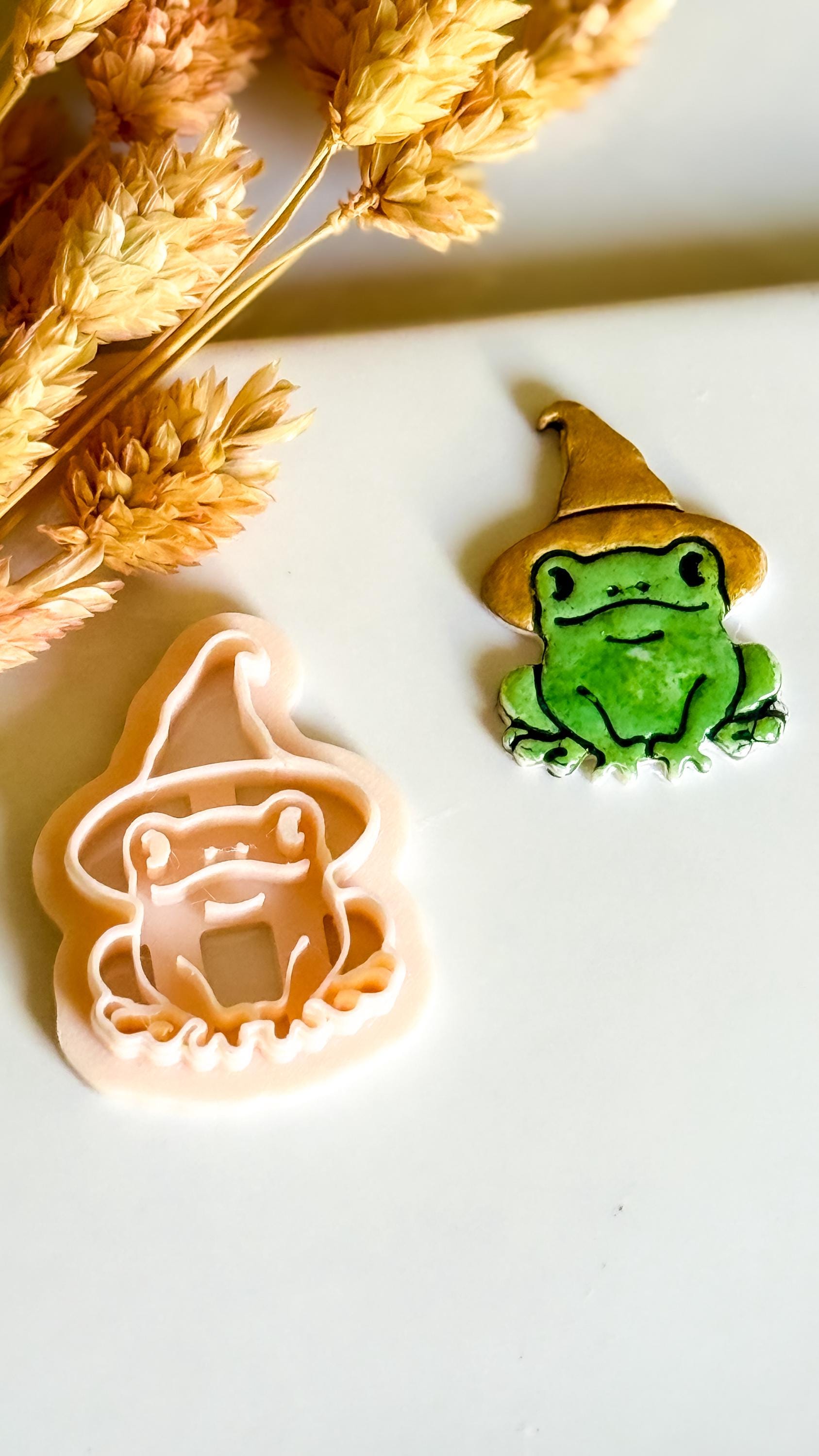 Witch Hat Frog Polymer Clay Cutter: Halloween Earring Mold