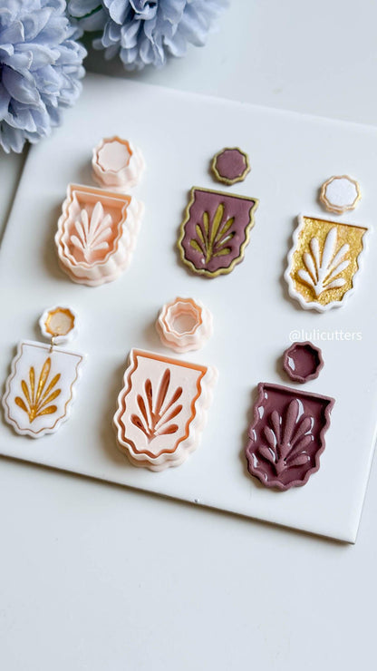 Rustic Frame Clay Cutter Set Includes Ornamental Leaf Base + Scalloped Topper