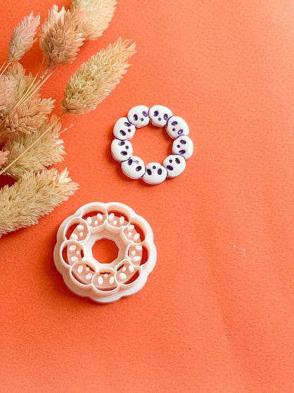 Skull Wreath Clay Cutter: Halloween Jewelry Making Tool