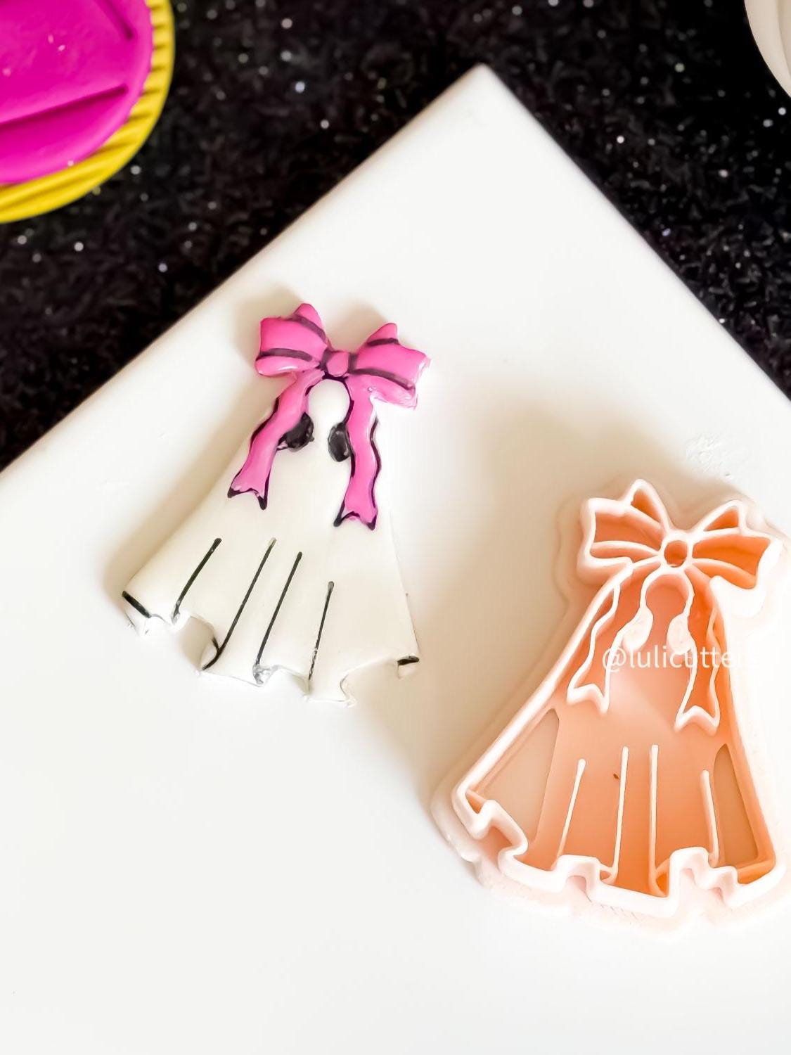 Ghost with Bow Clay Cutter: Halloween Jewelry Making
