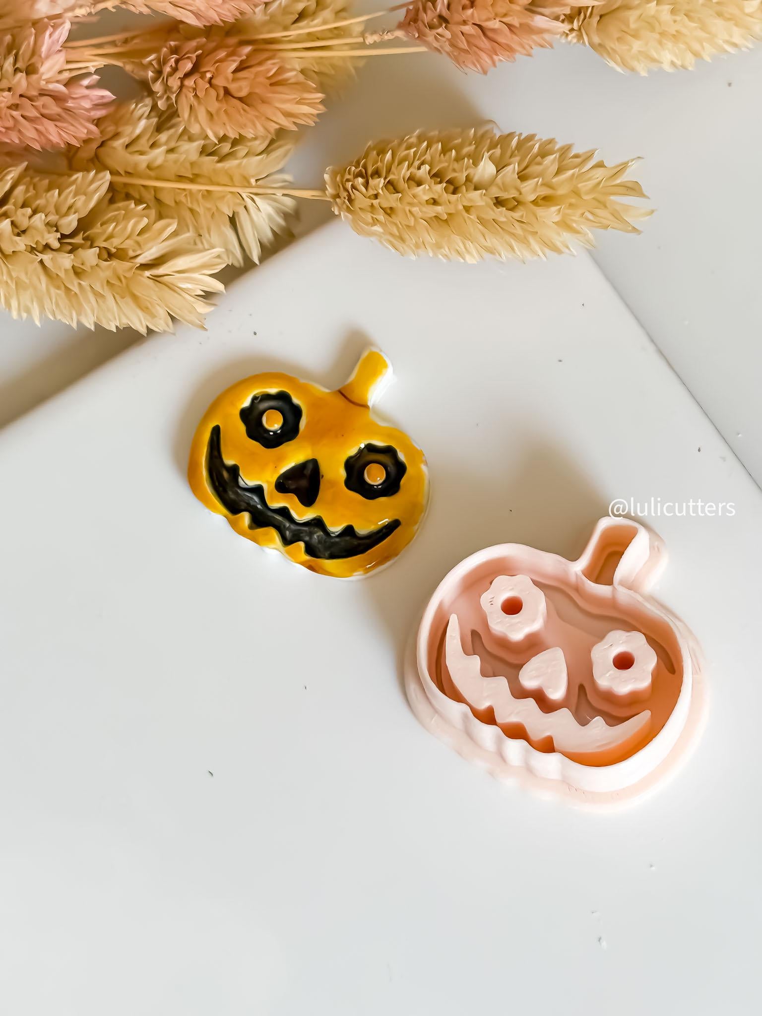 Flower-Eyed Pumpkin Clay Cutter: Halloween Jewelry Mold - Spooky Designs