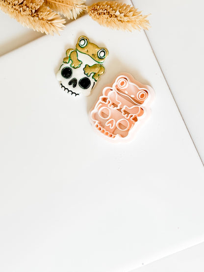 Frog on Skull Clay Cutter: Halloween Polymer Clay Jewelry
