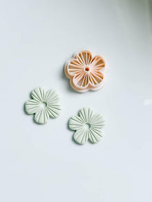 Textured Flower Polymer Clay Cutter: Radiating Petal Design