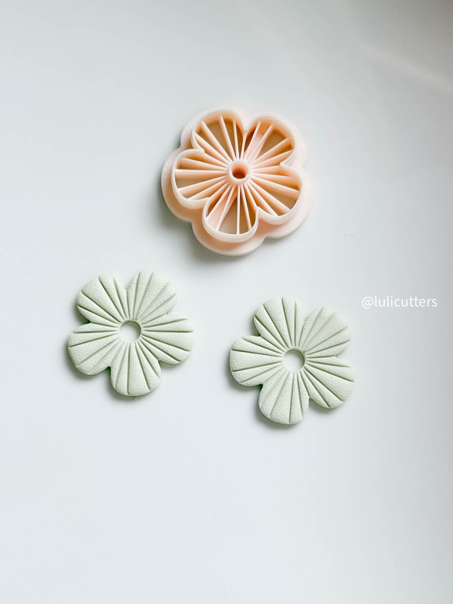 Textured Flower Polymer Clay Cutter: Radiating Petal Design
