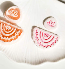 Boho Floral Arch Clay Cutter Set Includes Scalloped Base + Leafy Topper