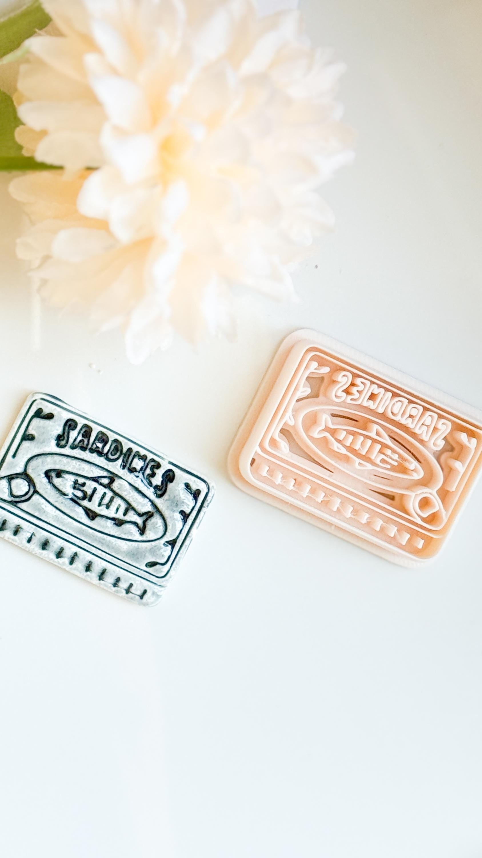 Sardine Tin Polymer Clay Cutter: Vintage Fish Can Design (40 mm)