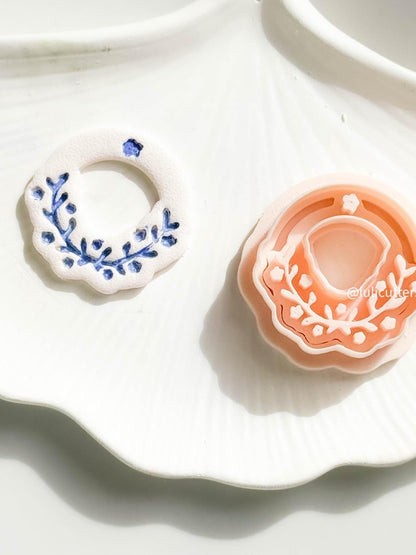 Floral Wreath Clay Cutter Botanical Hoop Design with Imprint Details - Ceramic Look (38 mm)