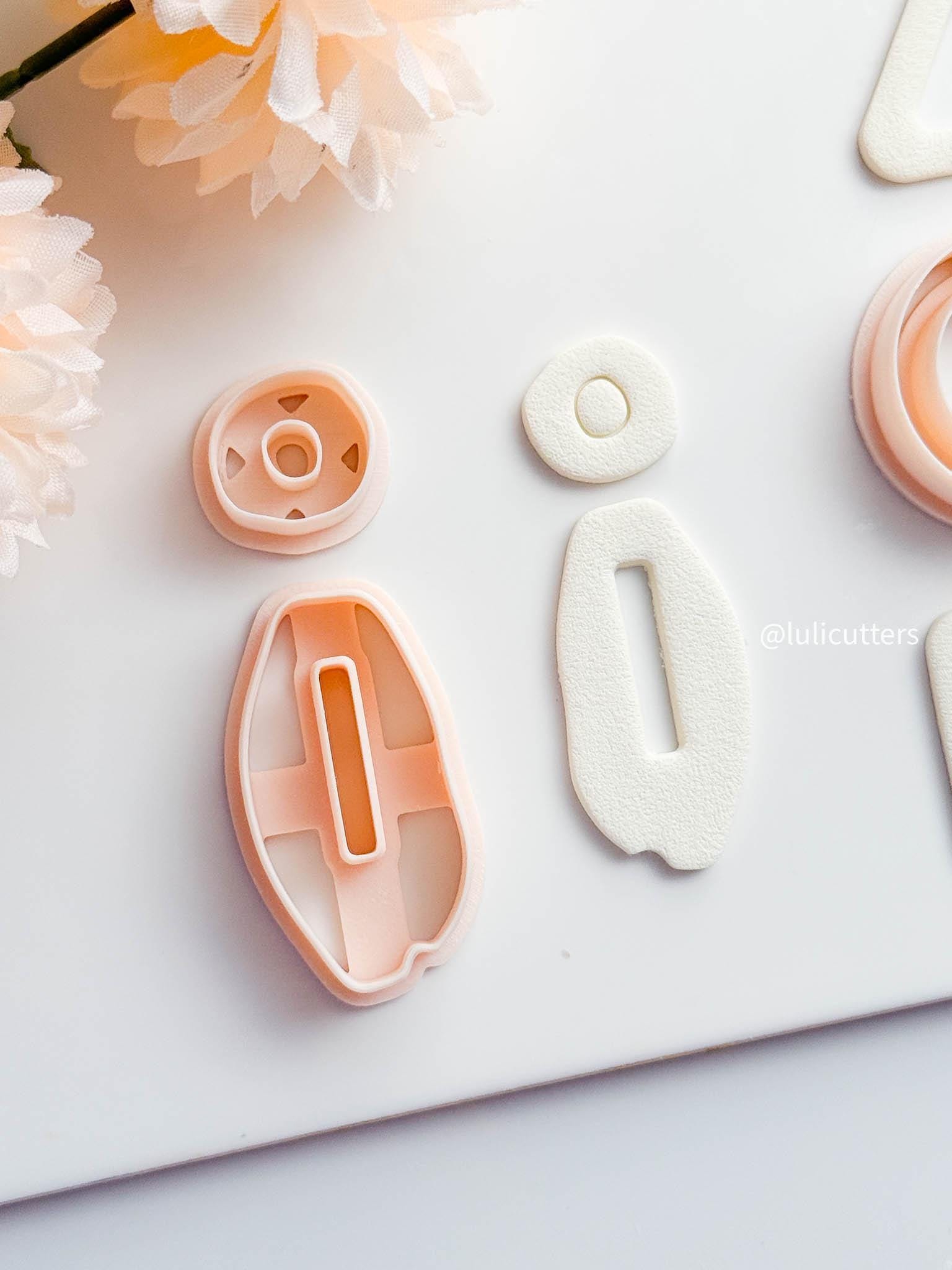 Organic Oval Cutout Earring Cutter Set Includes Topper + Vertical Frame Base
