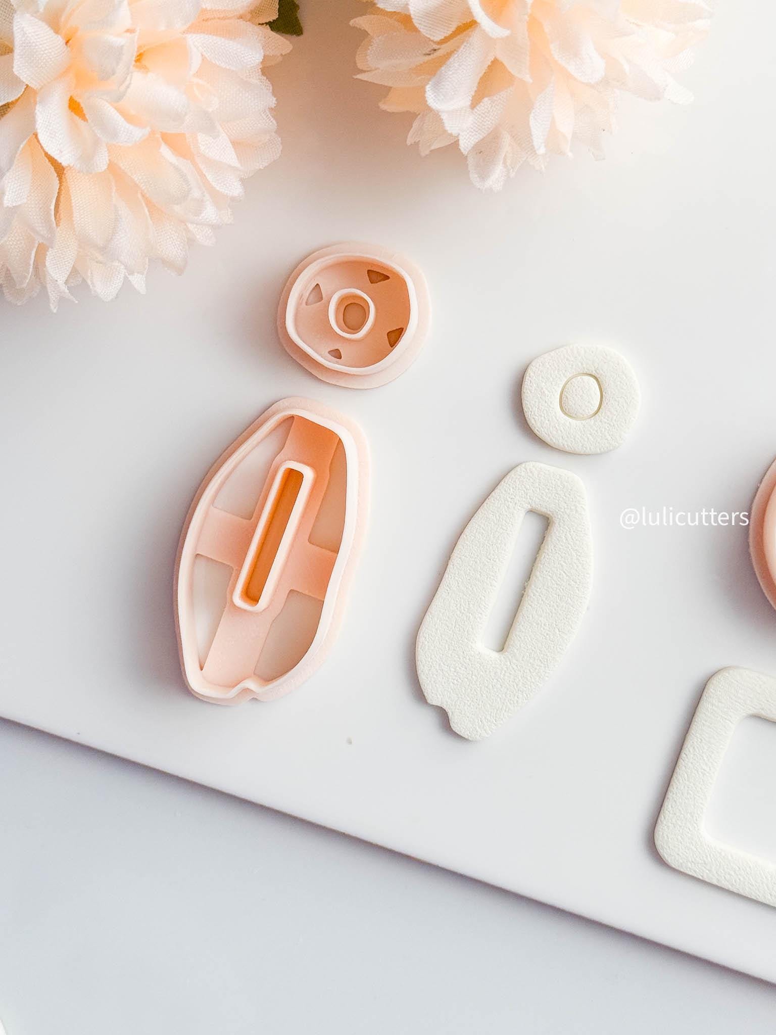 Organic Oval Cutout Earring Cutter Set Includes Topper + Vertical Frame Base