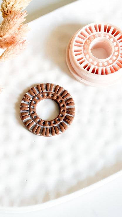 Sunburst Polymer Clay Cutter: Radiating Circle Tool for Jewelry