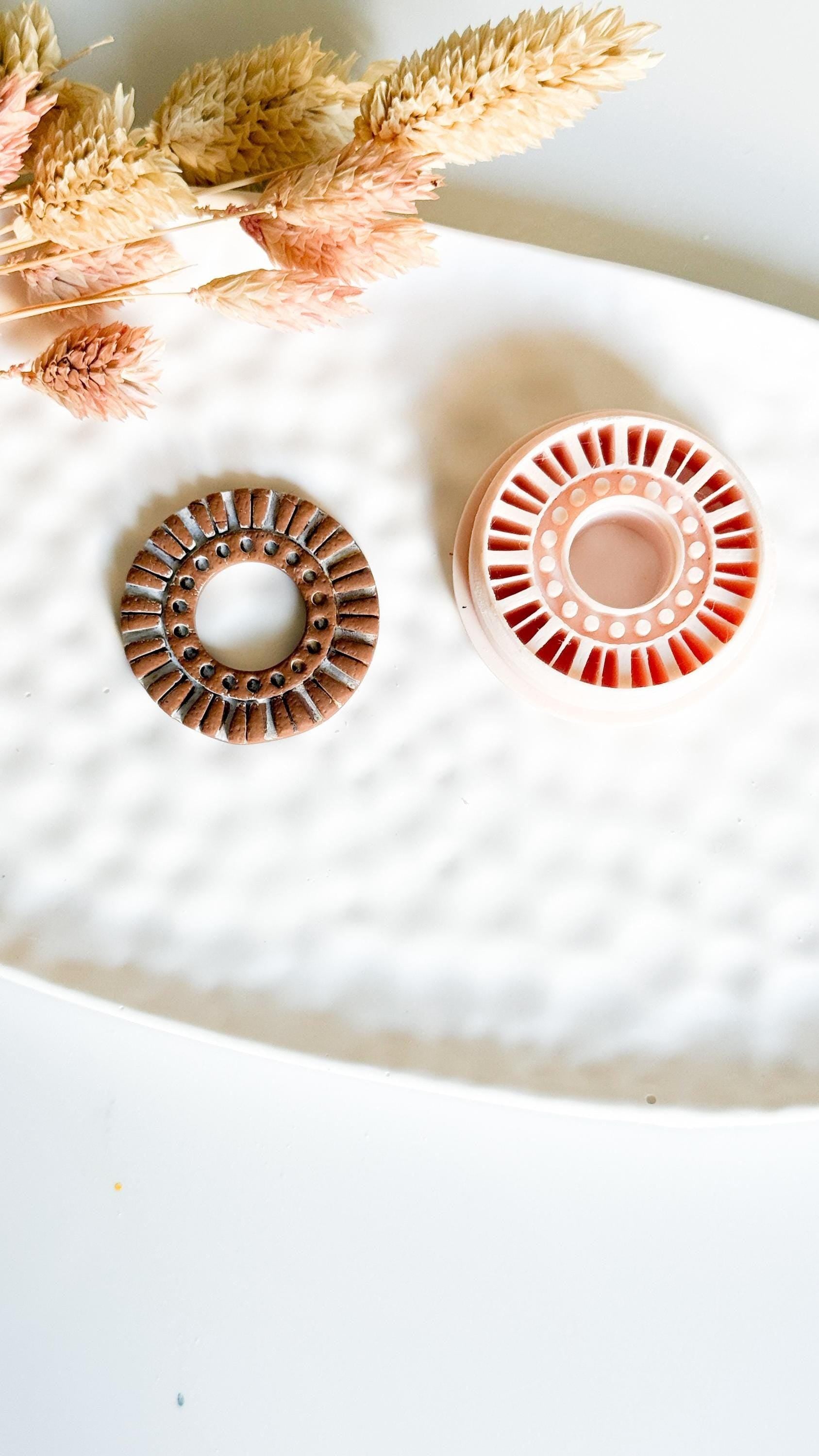 Sunburst Polymer Clay Cutter: Radiating Circle Tool for Jewelry