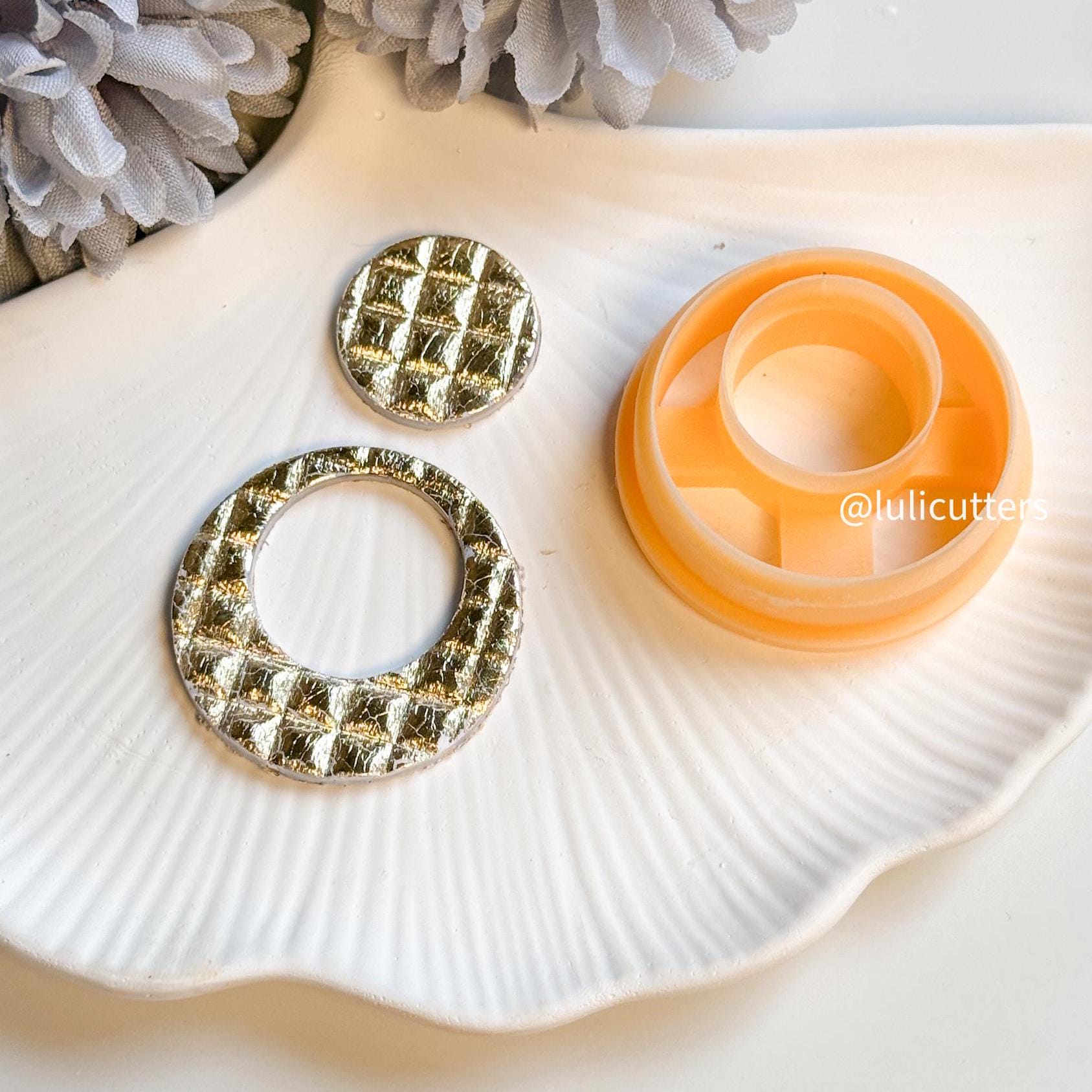 Circle Clay Cutter: Versatile Polymer Clay Earring Tool