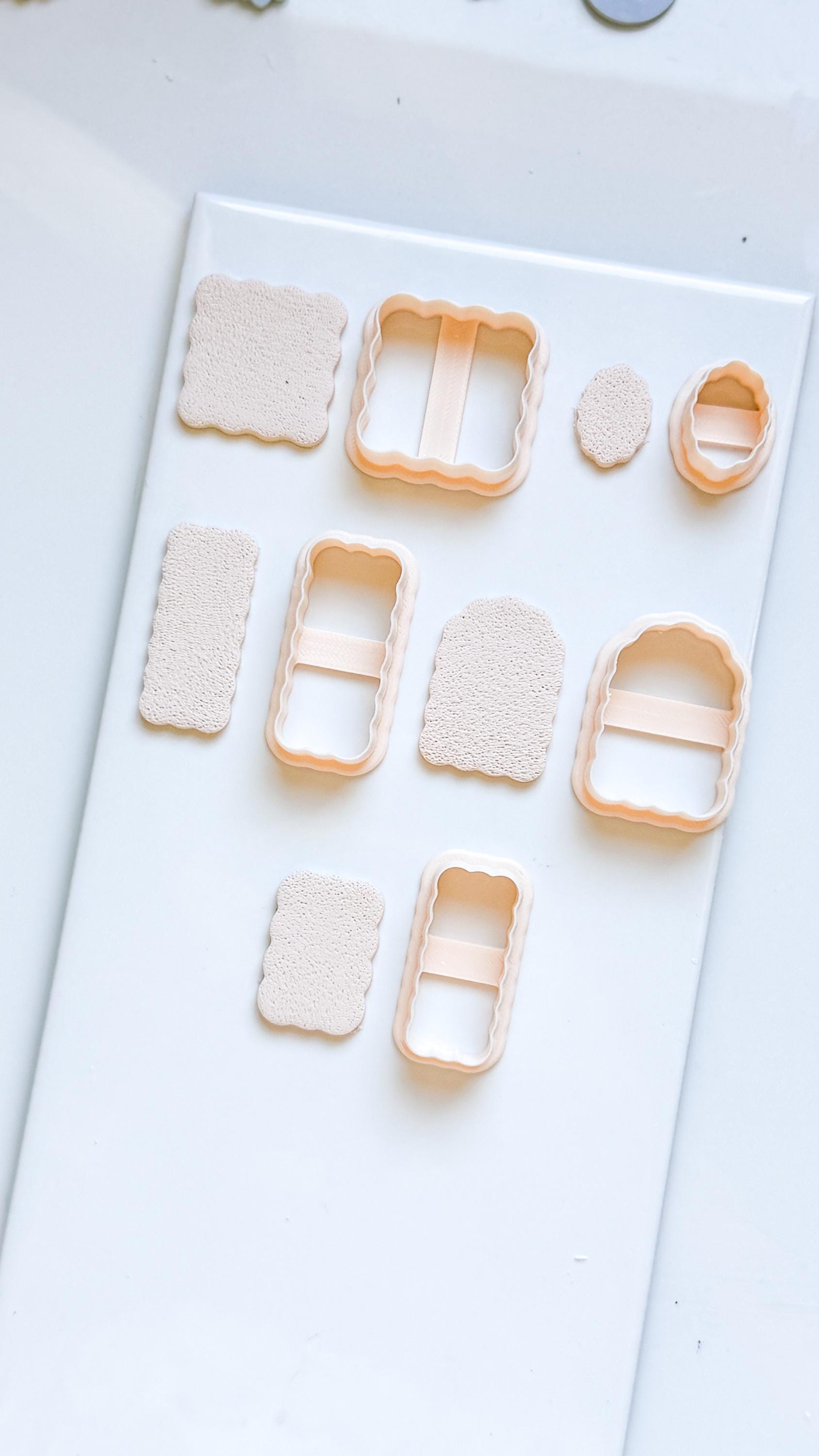 Scalloped Polymer Clay Cutters: Wavy Jewelry Making Tools