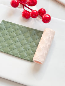 Quilted Diamond Emboss Roller for Polymer Clay – Stitch Texture Rolling Pin
