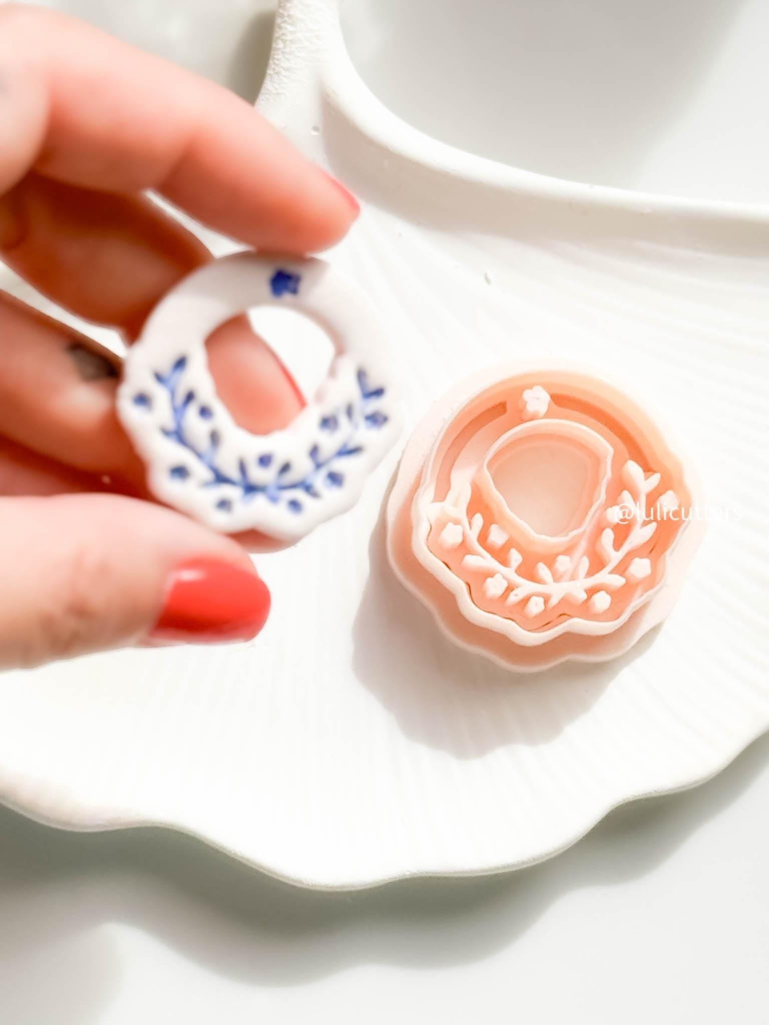 Floral Wreath Clay Cutter Botanical Hoop Design with Imprint Details - Ceramic Look (38 mm)