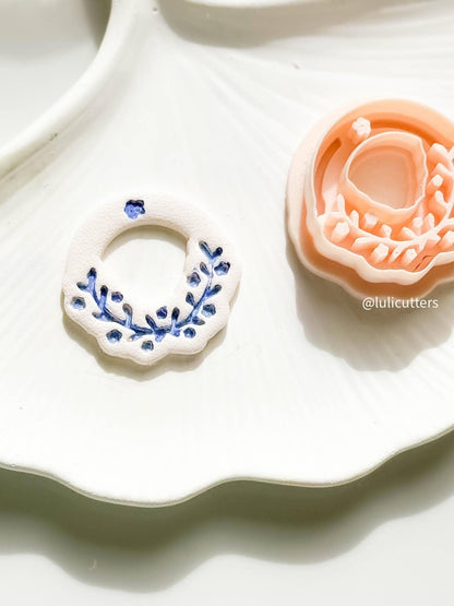 Floral Wreath Clay Cutter Botanical Hoop Design with Imprint Details - Ceramic Look (38 mm)