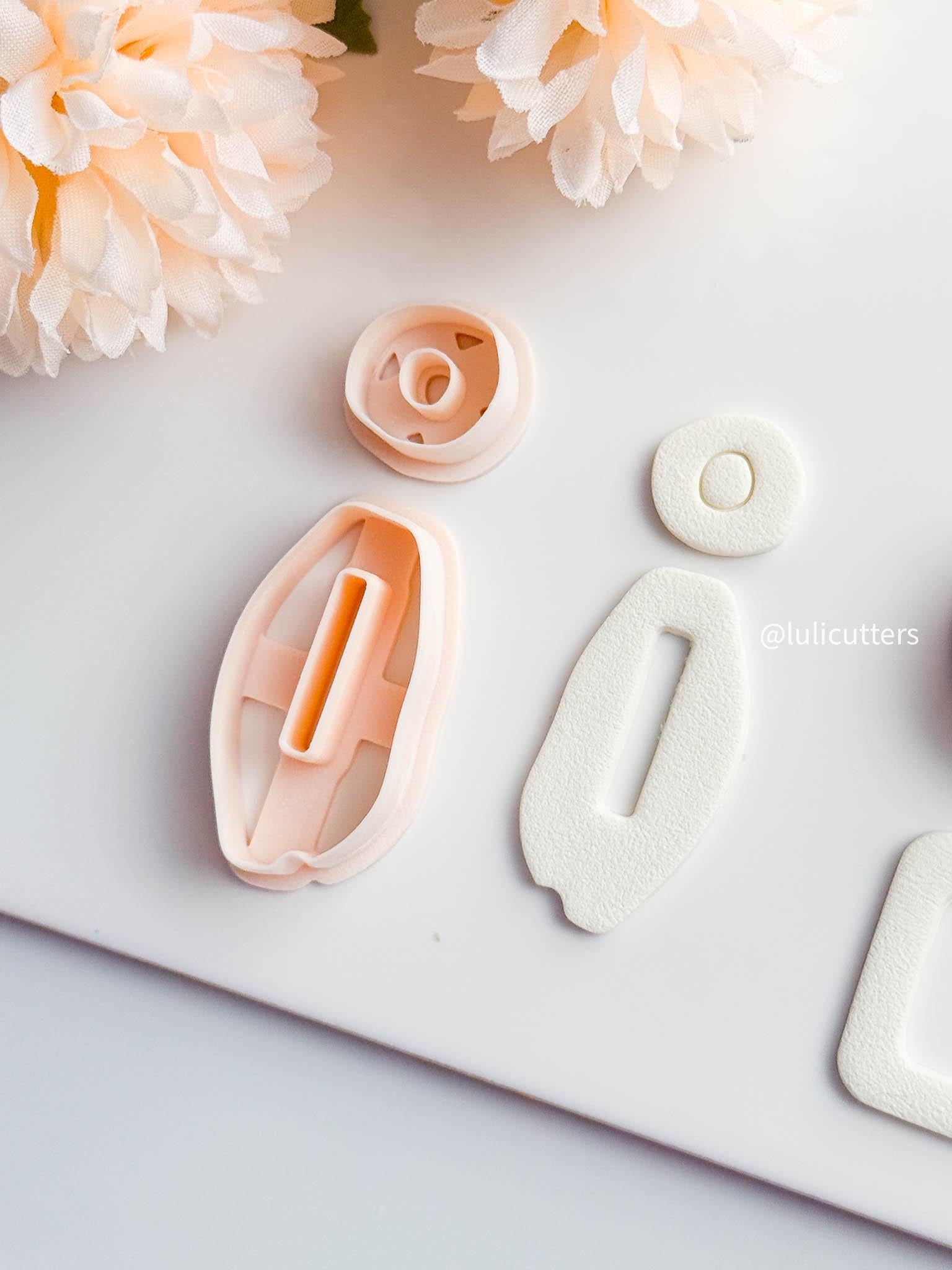 Organic Oval Cutout Earring Cutter Set Includes Topper + Vertical Frame Base