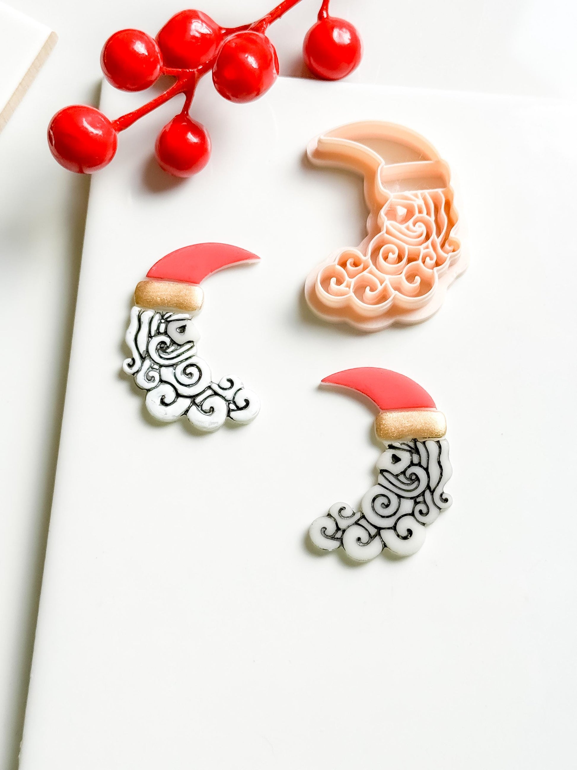 Santa Crescent Moon Clay Cutter – Christmas Polymer Clay Tool with Swirly Beard Design