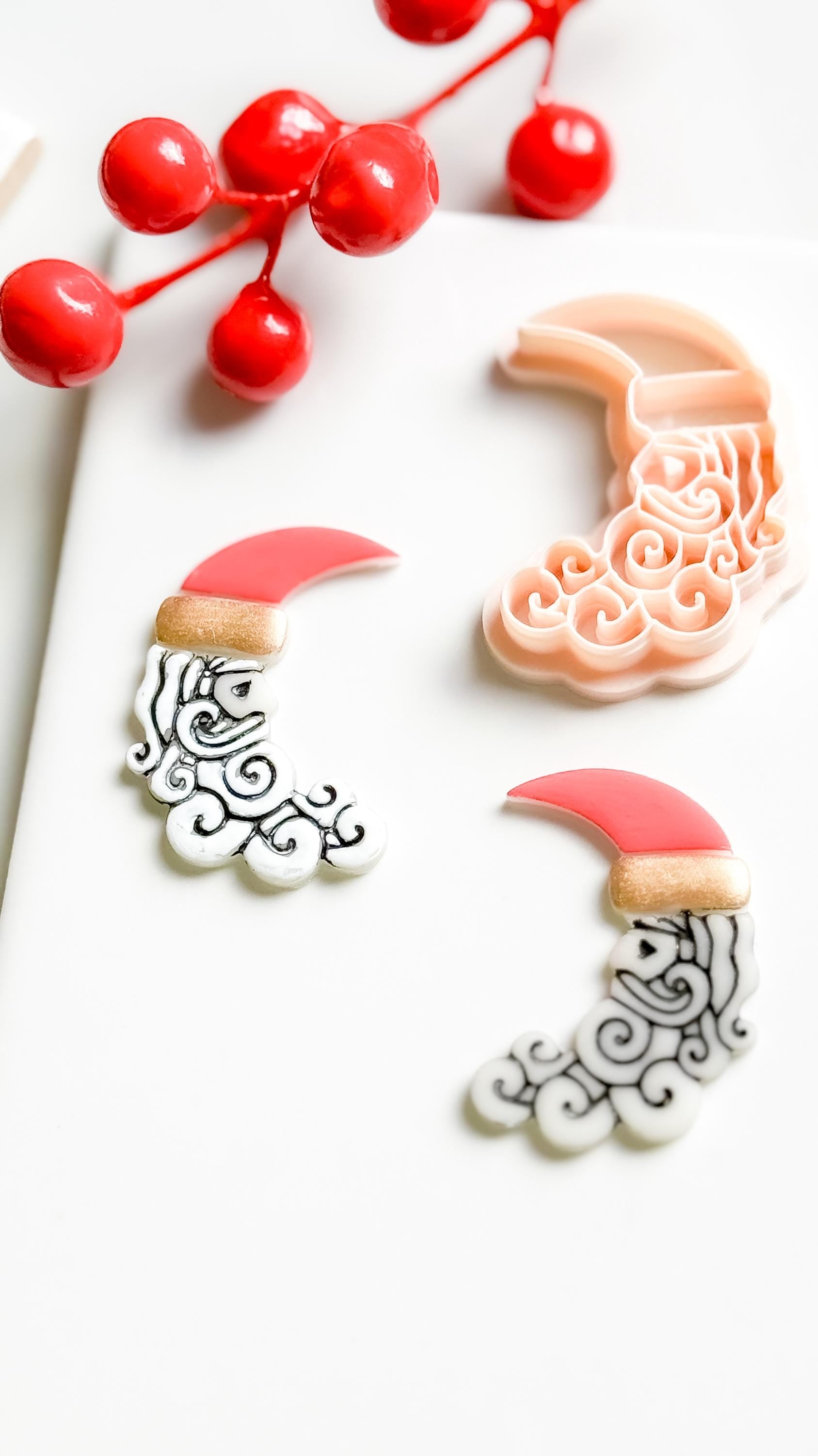 Santa Crescent Moon Clay Cutter – Christmas Polymer Clay Tool with Swirly Beard Design