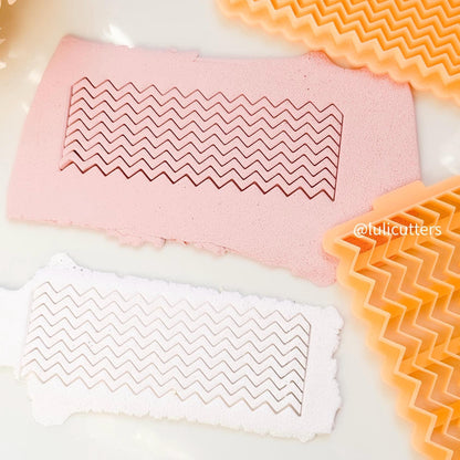 Zig Zag Clay Cutter: Wavy Edge for Polymer Clay Jewelry