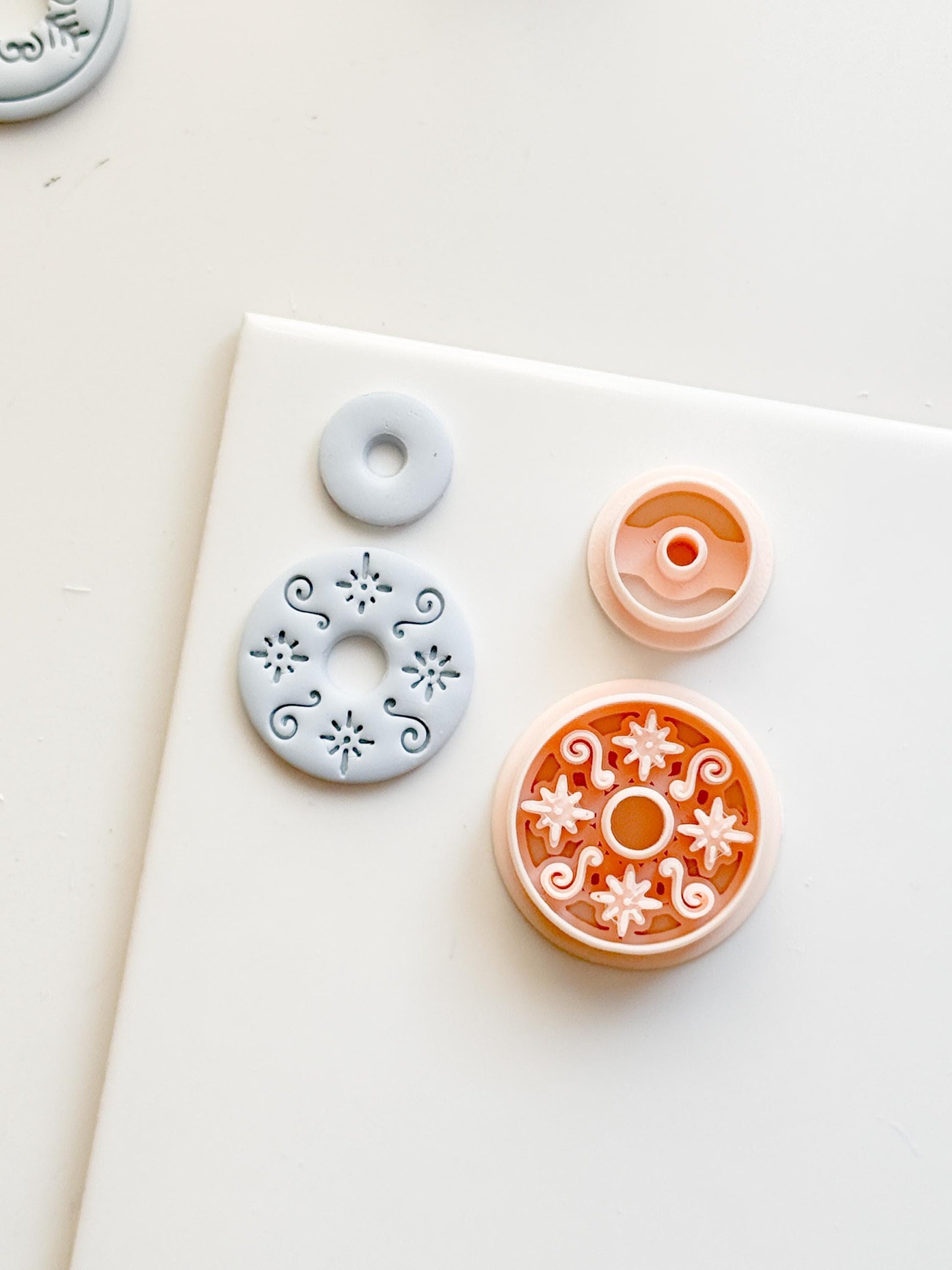 Floral Swirl Polymer Clay Cutter Round Embossed Earring Shape