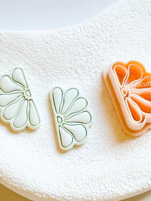 Petal Fan Clay Cutter with Daisy Imprint 30mm or 35mm