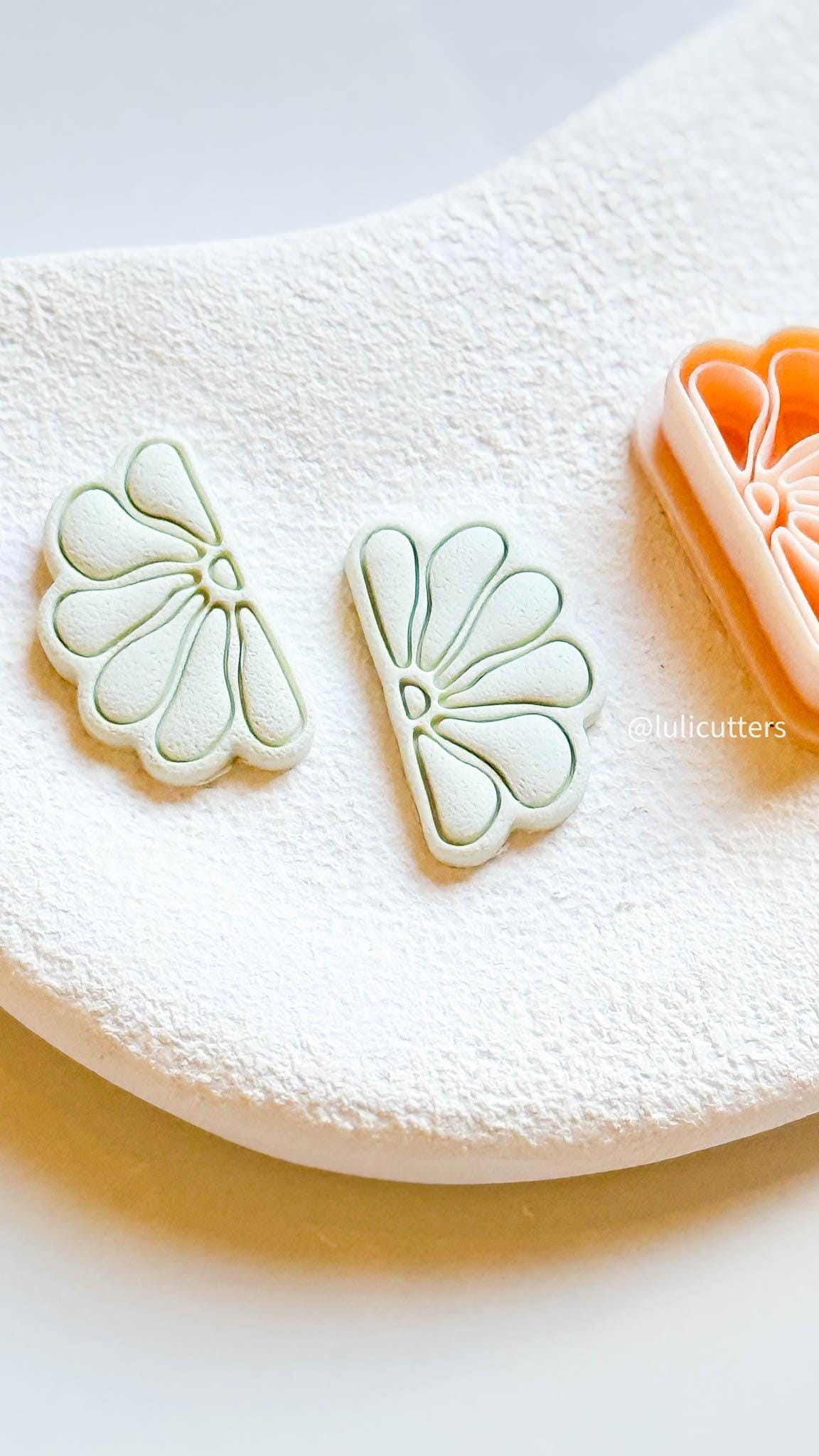 Petal Fan Clay Cutter with Daisy Imprint 30mm or 35mm