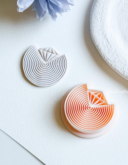 Geometric Diamond Arch Clay Cutter: Textured Jewelry Design