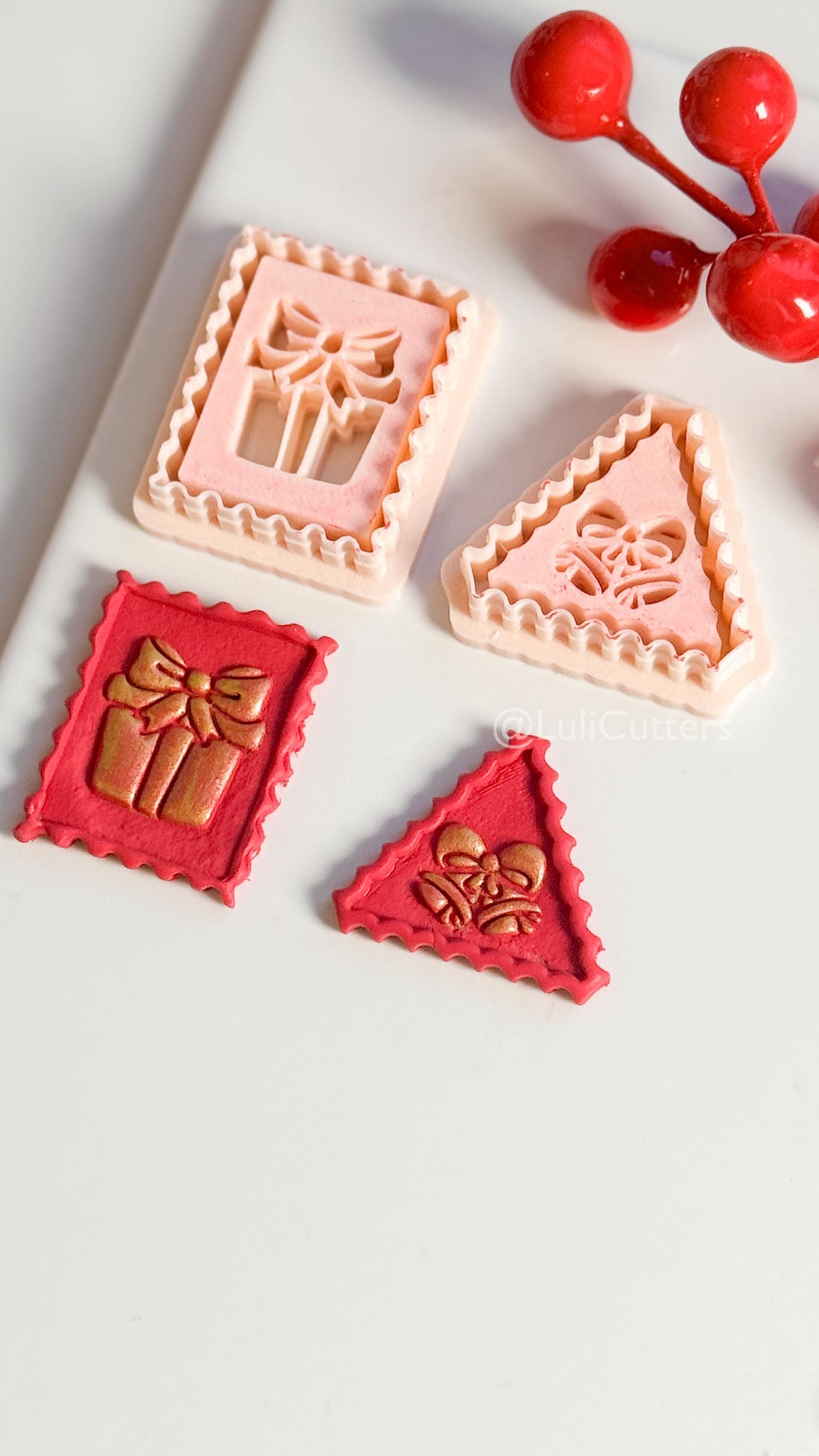 Christmas Stamp Edge Clay Cutter: Gift Box & Bell Shape Cutters for Polymer Clay