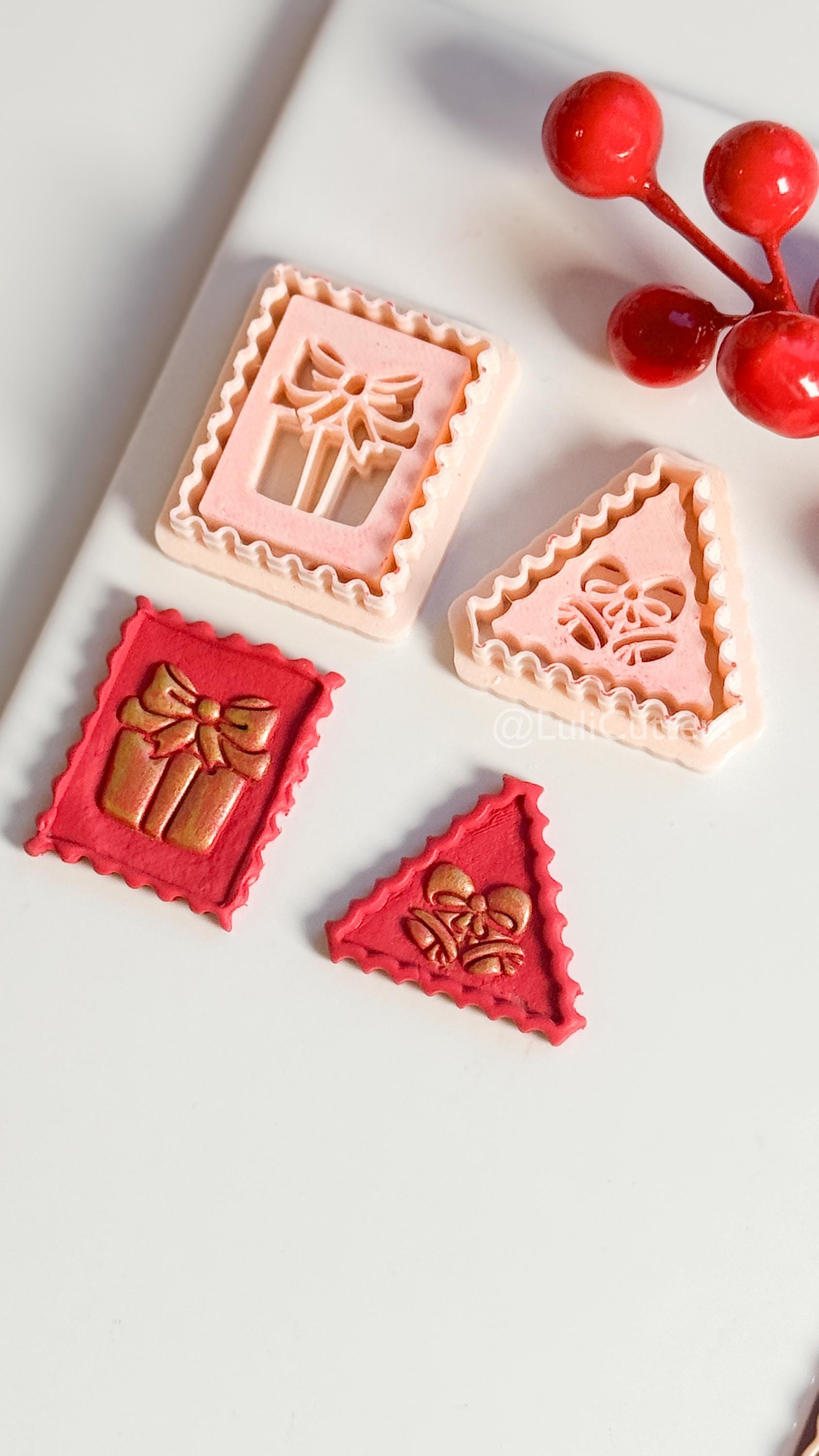 Christmas Stamp Edge Clay Cutter: Gift Box & Bell Shape Cutters for Polymer Clay