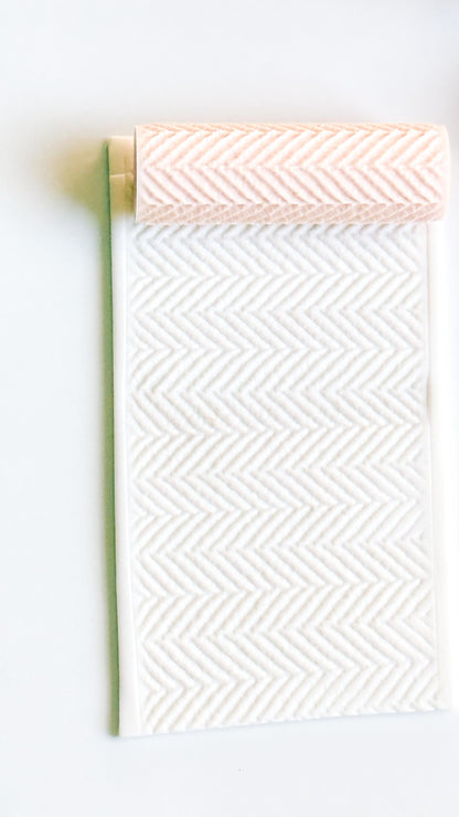 Herringbone Knit Embossing Roller – Diagonal Texture Roller for Polymer Clay