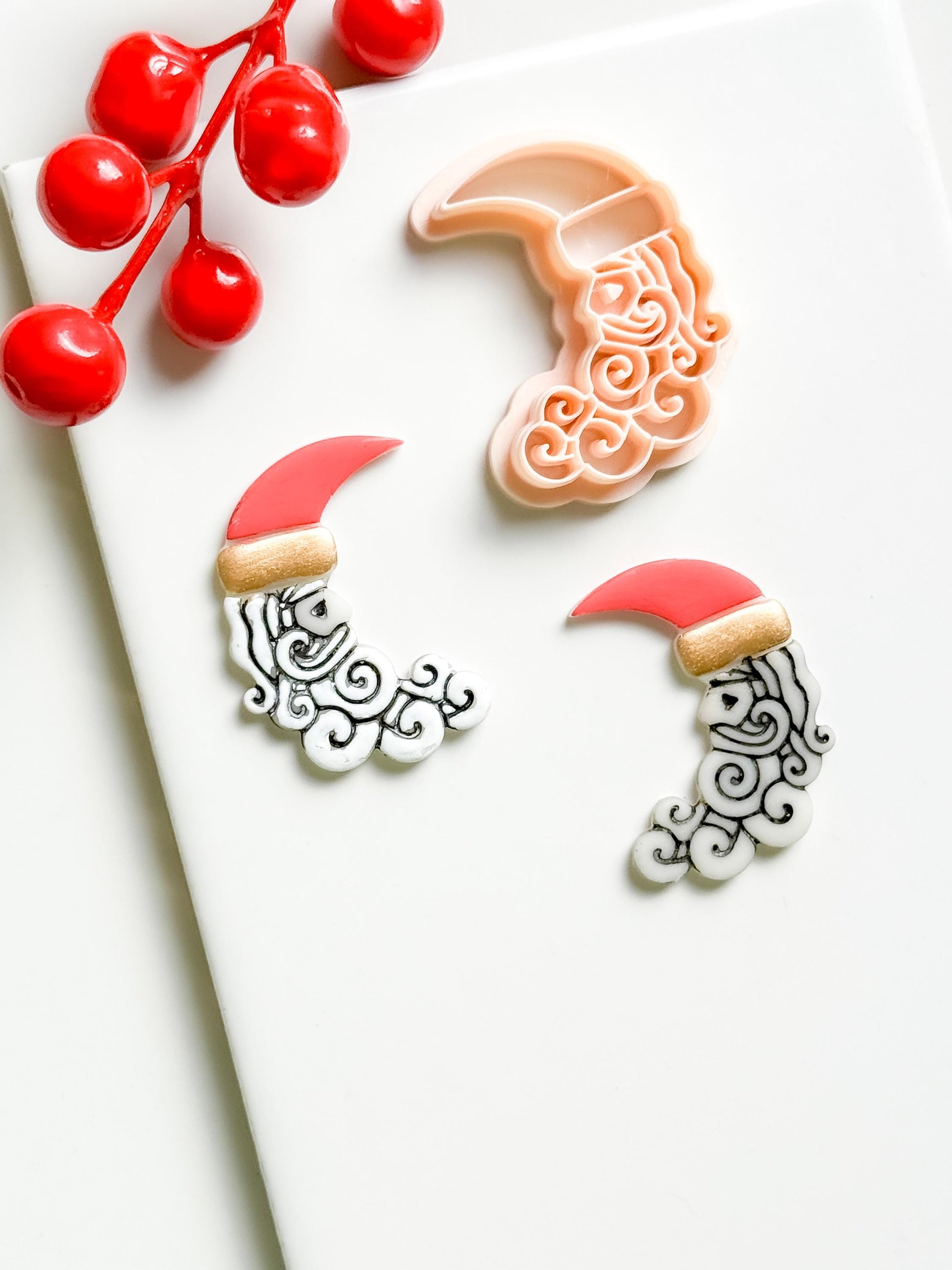 Santa Crescent Moon Clay Cutter – Christmas Polymer Clay Tool with Swirly Beard Design