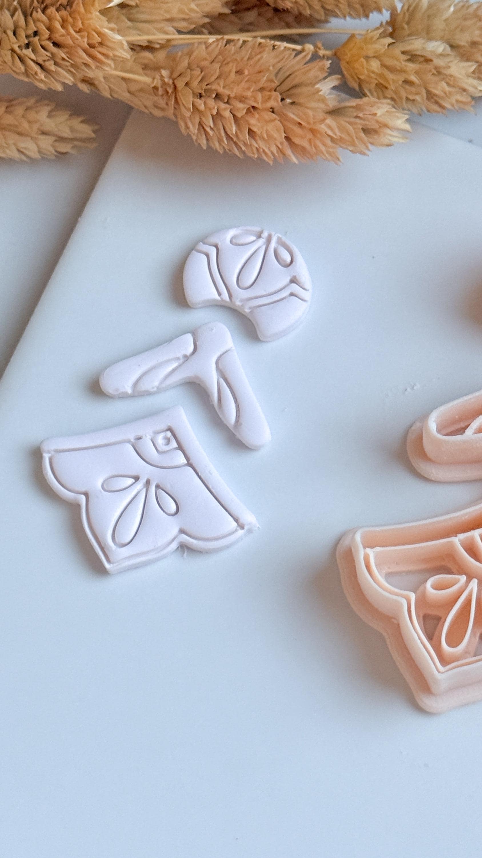 Ornate 3-Piece Clay Cutter Set: Layered Earring Shape for Polymer Clay