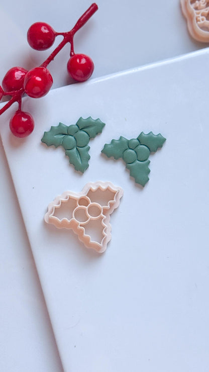 Holly Leaf Clay Cutter: Christmas Earring Design (25-51mm)